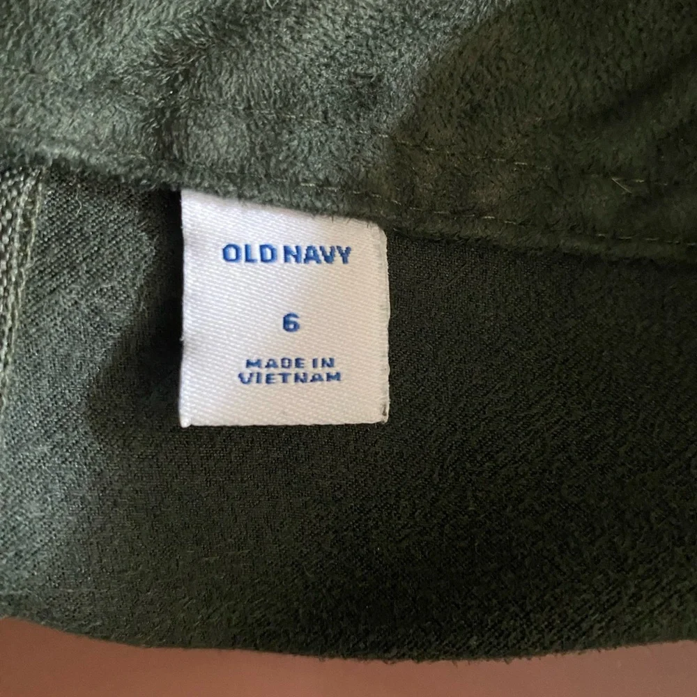 Old navy skirt size 6 green - Picture 3 of 3